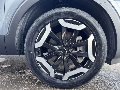 Used 2024 Kia Telluride S w/ S Sunroof Package FWD image 18