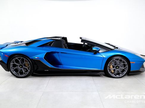 Used 2022 Lamborghini Aventador LP 780-4 Ultimae image 11