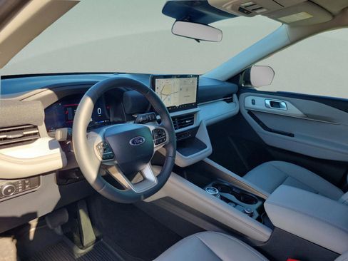 New 2026 Ford Explorer Active w/ Active Comfort Package image 28