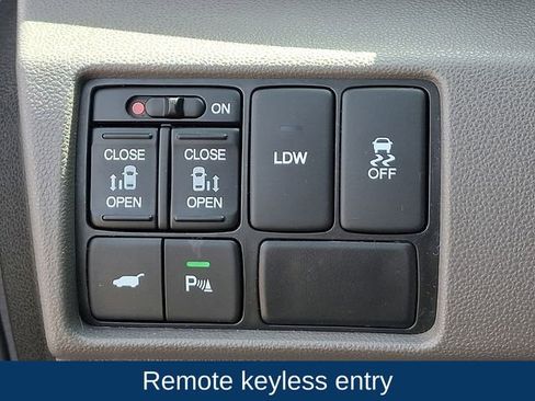 Used 2014 Honda Odyssey Touring image 9