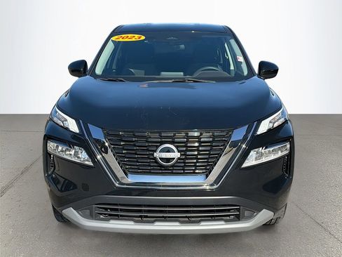 Used 2023 Nissan Rogue SV image 10