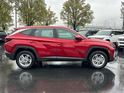 New 2025 Hyundai Tucson SE AWD/4WD image 6