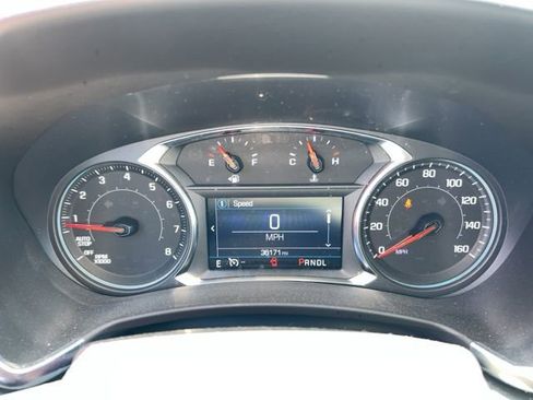 Used 2024 Chevrolet Equinox LT w/ LPO, Floor Liner Package AWD/4WD image 10