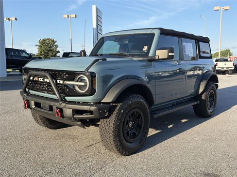 Used 2022 Ford Bronco Wildtrak AWD/4WD image 2