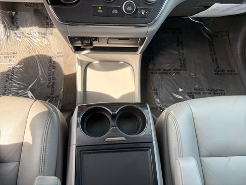 Used 2018 Toyota Sienna XLE FWD image 15