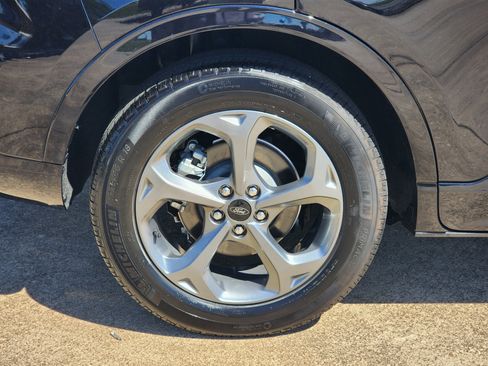 Used 2024 Ford Escape ST-Line image 11