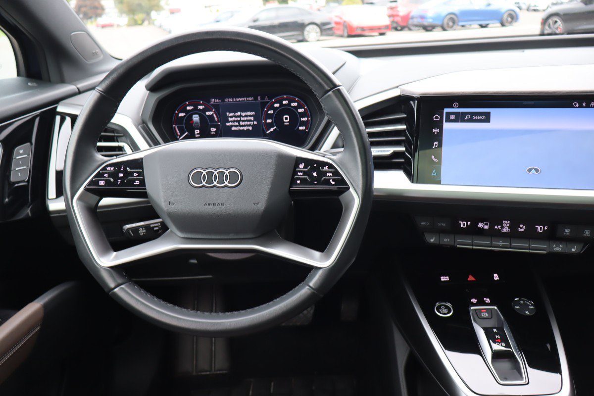 Used 2023 Audi Q4 e-tron Prestige AWD/4WD image 13