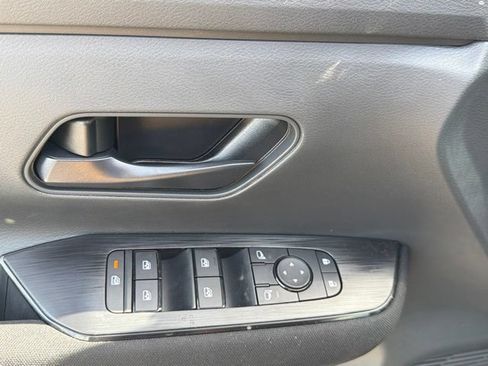 New 2026 Nissan Kicks S FWD image 12