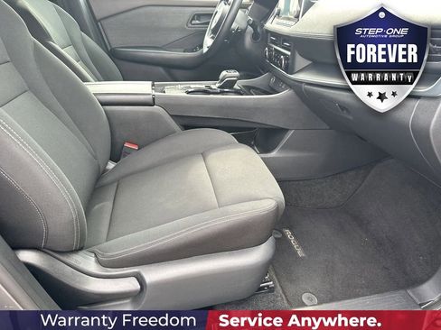 Used 2023 Nissan Rogue S FWD image 35