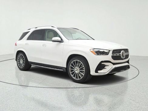 Used 2024 Mercedes-Benz GLE 350 4MATIC image 3
