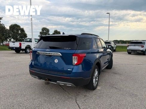 Used 2020 Ford Explorer XLT w/ Equipment Group 202A AWD/4WD image 13