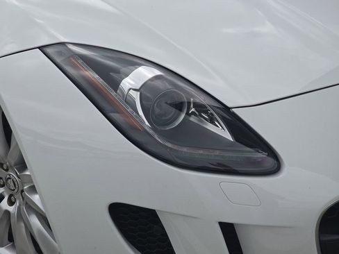 Used 2014 Jaguar F-TYPE S image 31