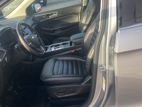 Used 2022 Ford Edge SEL w/ Convenience Package image 17