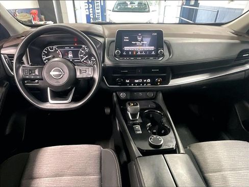 Used 2023 Nissan Rogue SV AWD/4WD image 22