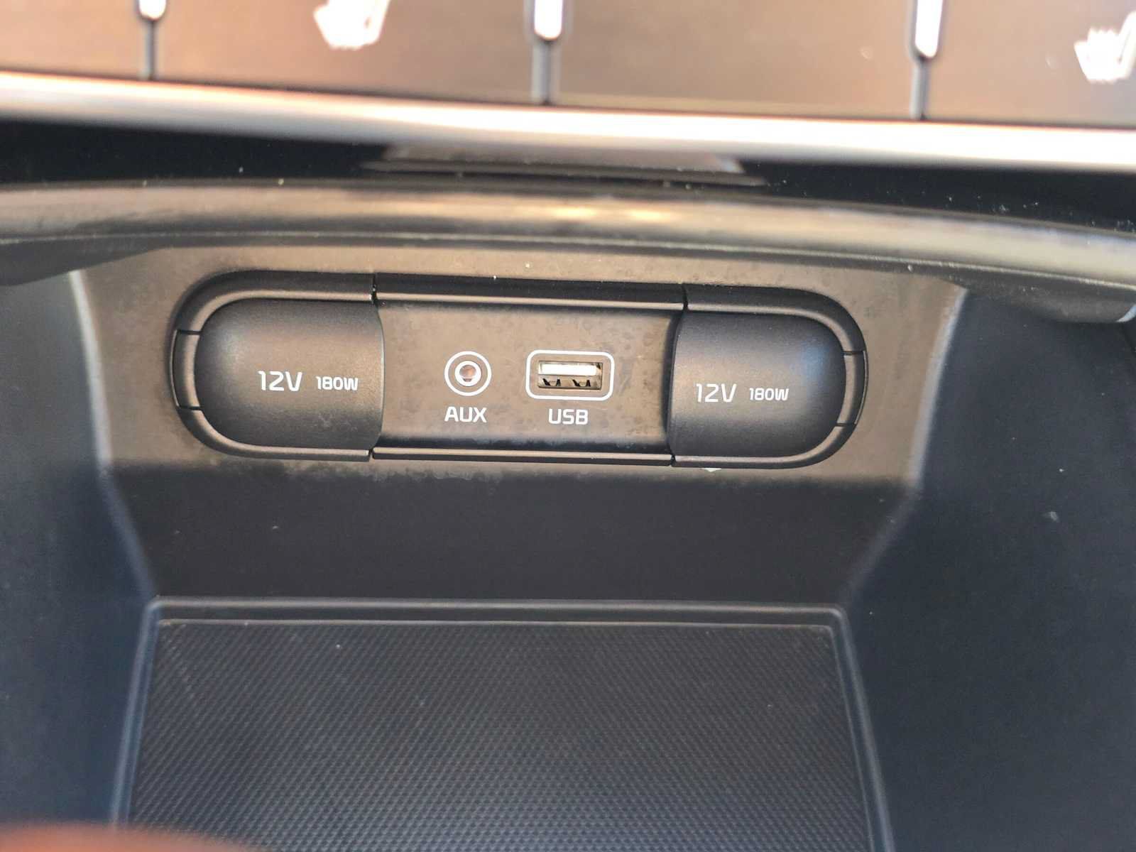Used 2018 Kia Sorento FWD image 29