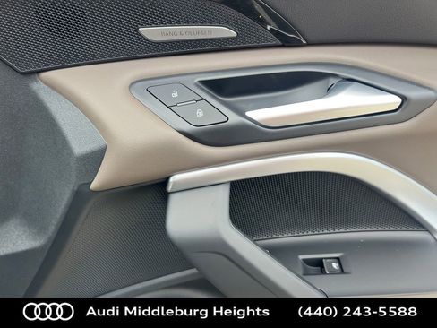 Used 2025 Audi Q5 Premium Plus image 24