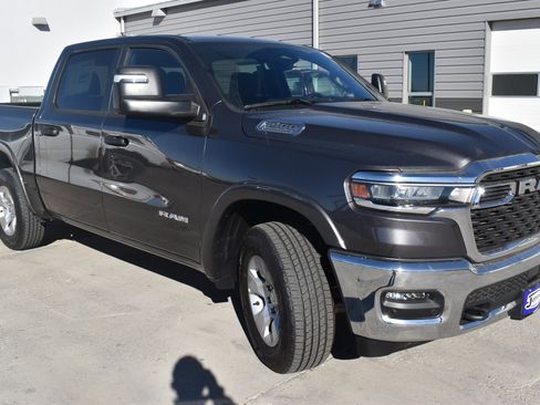 New 2026 RAM 1500 Big Horn AWD/4WD image 3