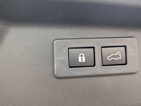 Certified 2026 Subaru Outback Premium AWD/4WD image 13
