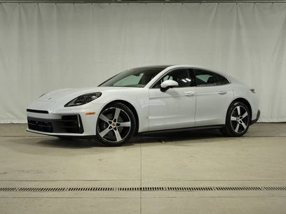 New 2025 Porsche Panamera 4