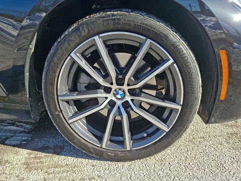 Used 2022 BMW 330i xDrive Sedan w/ Premium Package 2 image 8
