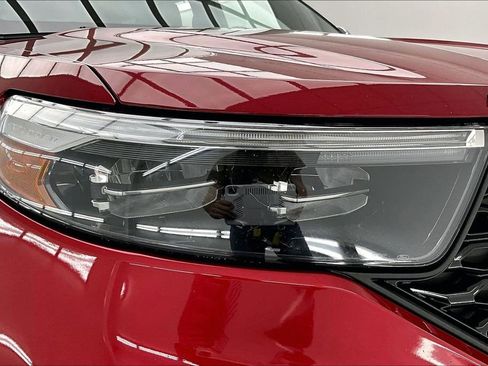 Certified 2022 Ford Explorer ST w/ Equipment Group 401A AWD/4WD image 30