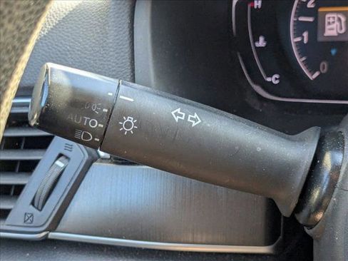 Used 2019 Honda Accord LX image 6