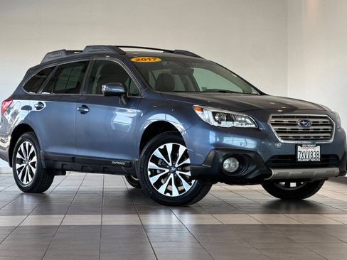 Used 2017 Subaru Outback 3.6R Limited AWD/4WD image 2