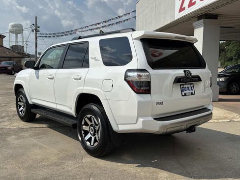 Used 2024 Toyota 4Runner TRD Off-Road image 8