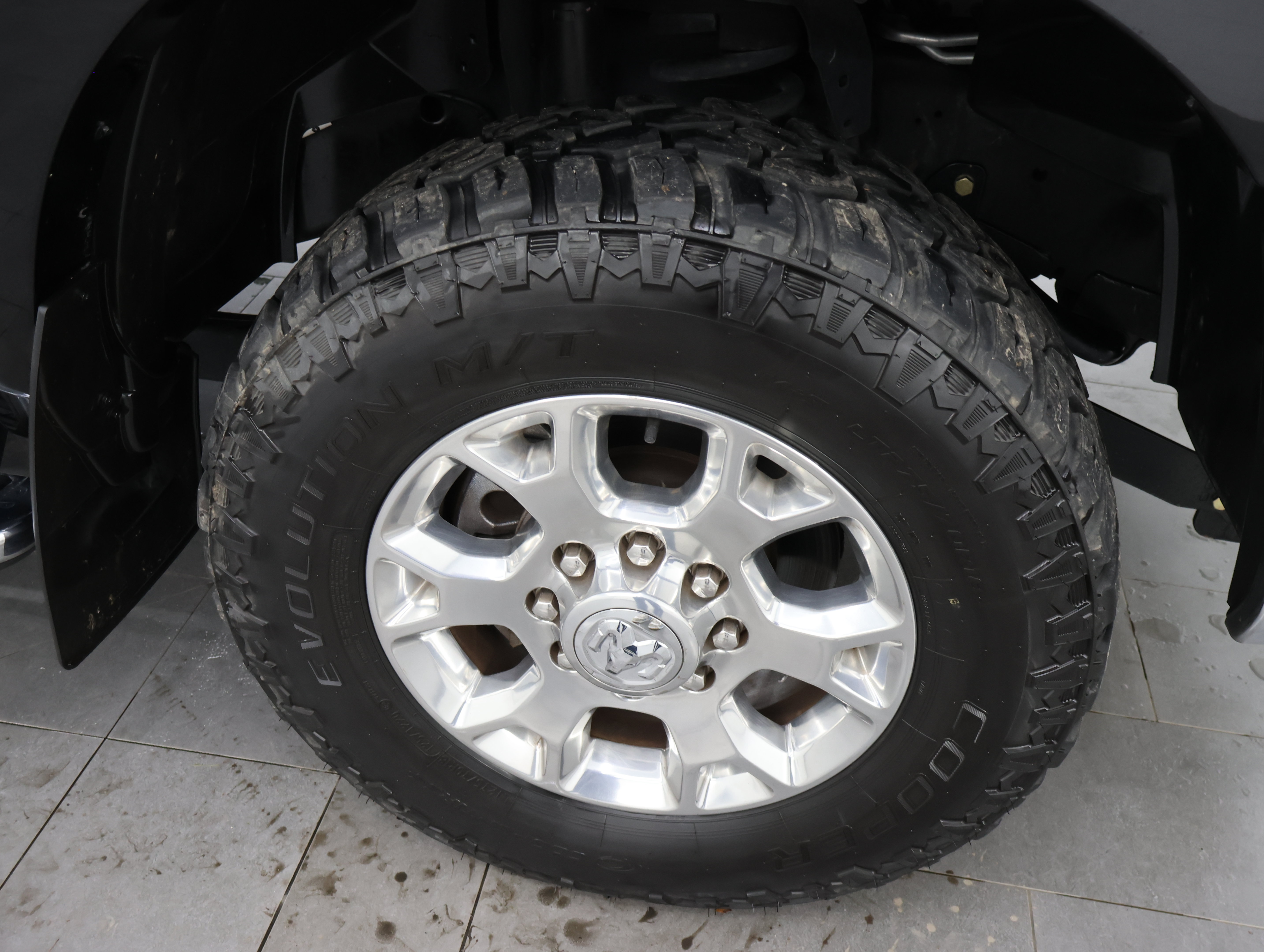 Used 2021 RAM 3500 Limited AWD/4WD image 2