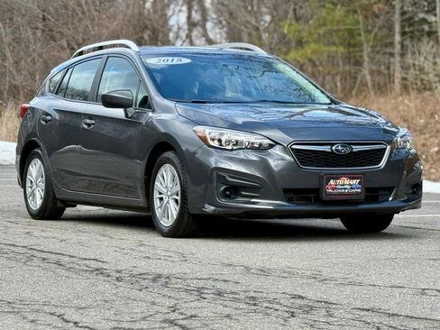 Used 2018 Subaru Impreza 2.0i Premium image 5