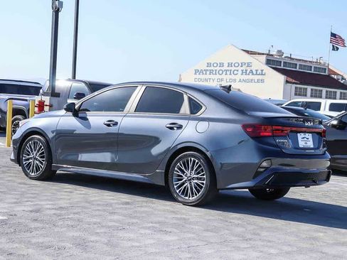 Used 2023 Kia Forte GT-Line w/ GT-Line Premium Package FWD image 6