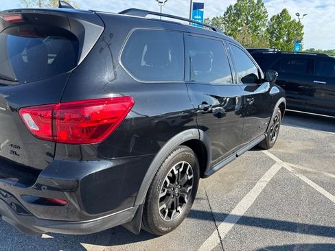 Used 2020 Nissan Pathfinder SL AWD/4WD image 4