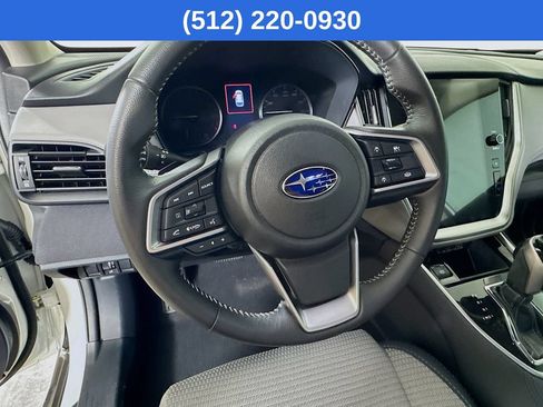 Used 2025 Subaru Outback Premium AWD/4WD image 12
