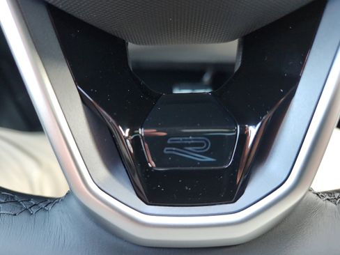 New 2026 Volkswagen Atlas Cross Sport SEL Premium R-Line image 29