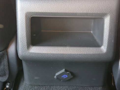 Used 2024 Toyota Camry SE image 12