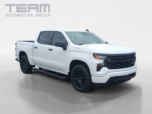 New 2026 Chevrolet Silverado 1500 Custom image 1
