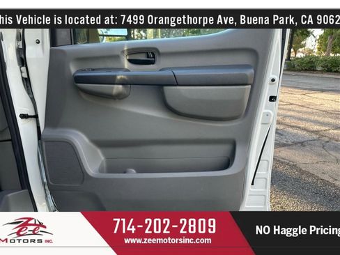 Used 2015 Nissan NV 2500 SV image 36