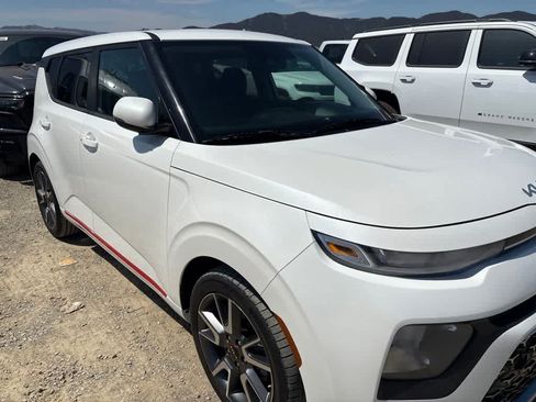 Used 2022 Kia Soul GT-Line FWD image 4
