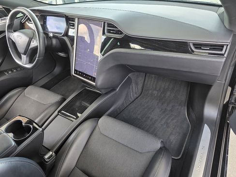 Used 2018 Tesla Model S 75D image 21