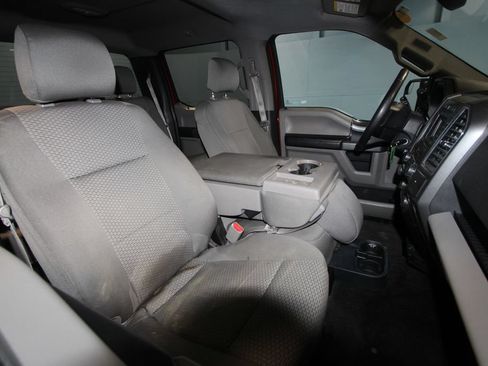 Used 2016 Ford F150 XLT w/ Equipment Group 301A Mid AWD/4WD image 21