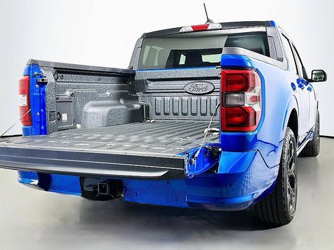 New 2025 Ford Maverick Lobo image 17