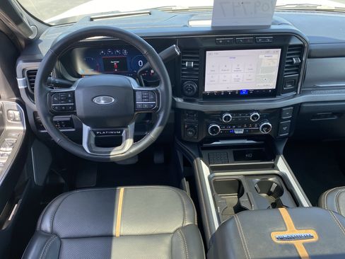 Certified 2024 Ford F450 Platinum w/ FX4 Off-Road Package image 9