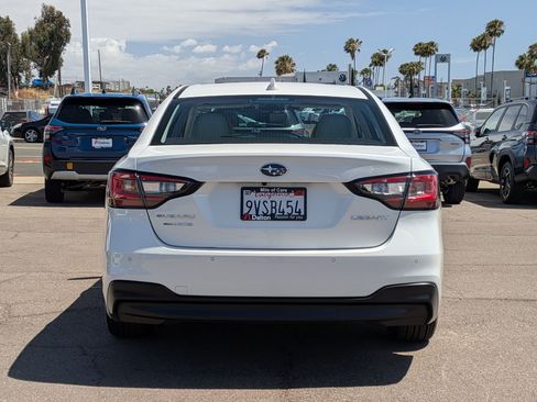 Used 2025 Subaru Legacy Limited AWD/4WD image 3