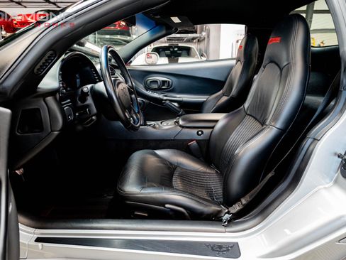 Used 2002 Chevrolet Corvette Z06 w/ Memory Pkg image 96