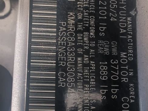 Used 2024 Hyundai Venue SEL image 5