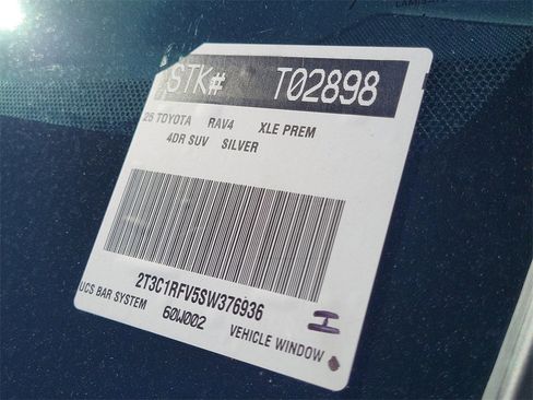 Used 2025 Toyota RAV4 XLE Premium image 29