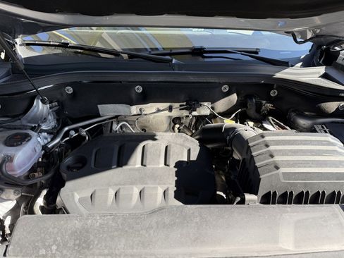 Used 2024 Volkswagen Atlas SEL Premium R-Line image 44