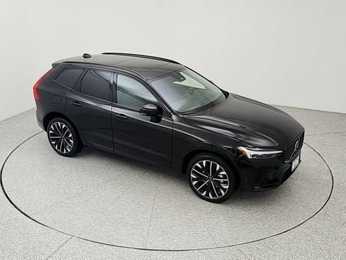New 2026 Volvo XC60 B5 Ultra w/ Protection Package Premier AWD/4WD image 15