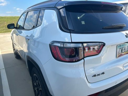 Used 2025 Jeep Compass Trailhawk w/ Trailer Tow Group AWD/4WD image 8