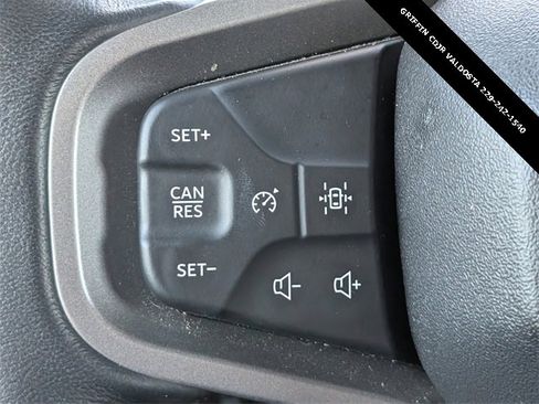 Used 2025 Ford Bronco Big Bend image 24